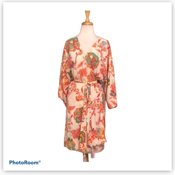 Natori colorful and floral short robe, size M. - Picture 1 of 9